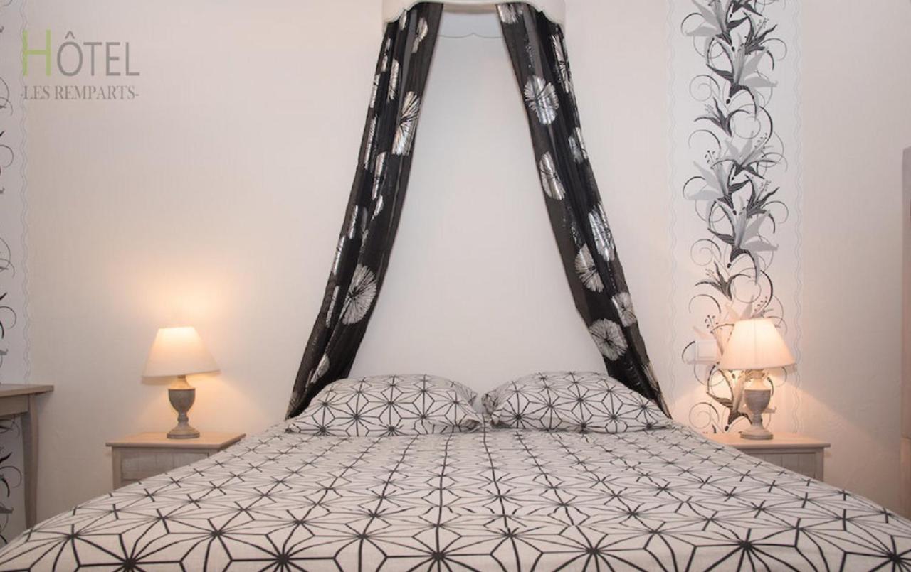 Hotel Les Remparts Nozeroy ภายนอก รูปภาพ