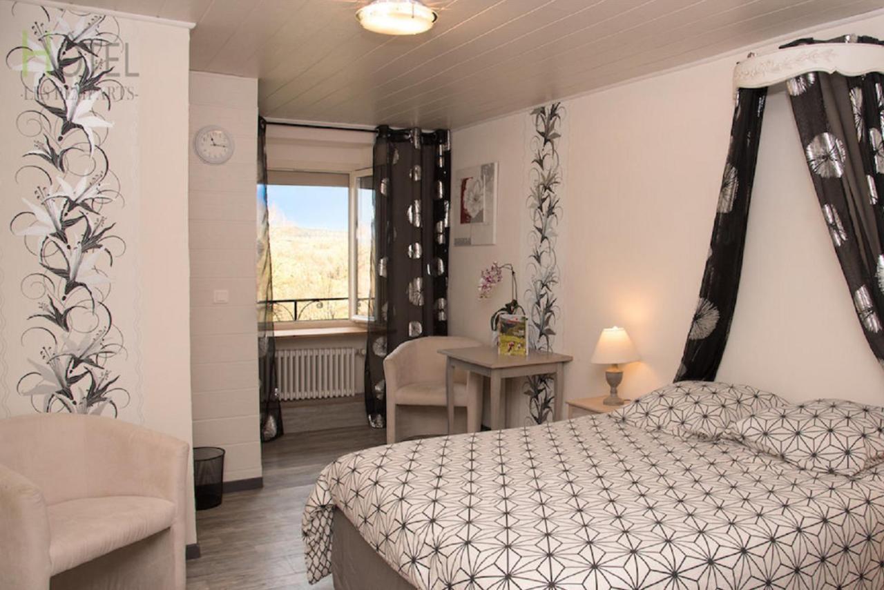 Hotel Les Remparts Nozeroy ภายนอก รูปภาพ
